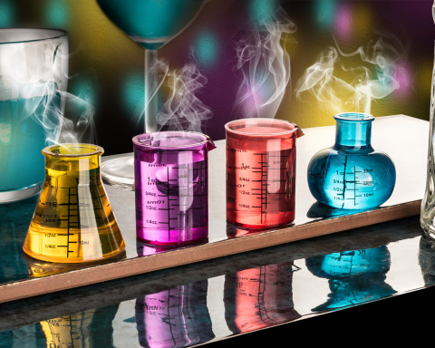 KIELONY Laboratoryjne MENZURKI 4szt PREZENT DLA CHEMIKA KIELISZKI NA IMPREZĘ GADGET