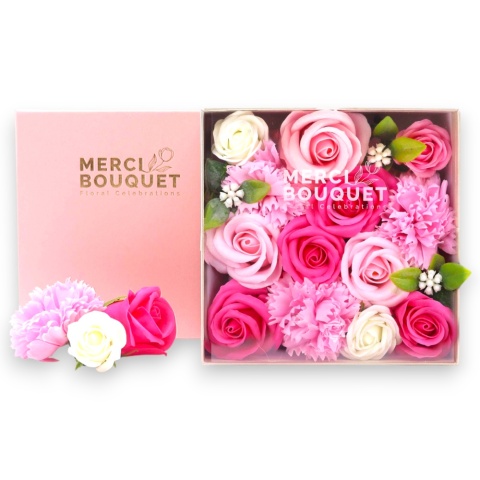 FLOWER BOX BUKIET ZAPACHOWYCH KWIATÓW MYDLANYCH W PUDEŁKU PREZENT DZIEŃ NAUCZYCIELA URODZINY