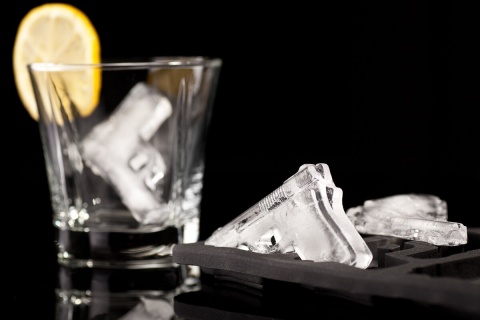 Foremka na lód PISTOLETY PREZENT DLA POLICJANTA ŻÓŁNIERZA NA IMPREZĘ