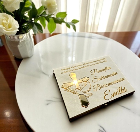 PAMIĄTKA BIERZMOWANIA Prezent na Bierzmowanie Pudełko na pieniądze Merci IMIĘ Personalizacja Grawer