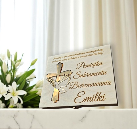 PAMIĄTKA BIERZMOWANIA Prezent na Bierzmowanie Pudełko na pieniądze Merci IMIĘ Personalizacja Grawer