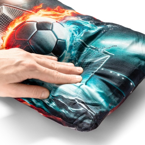 PIŁKARSKI ZESTAW kocyk i poduszka PREZENT DLA KIBICA FANA PIŁIKI NOŻNEJ URODZINY