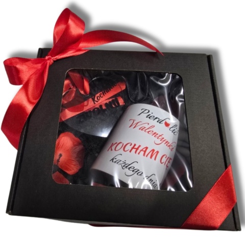 Zestaw PREZENT NA WALENTYNKI KUBEK ZAWIESZKA DO AUTA DLA NIEJ DLA NIEGO