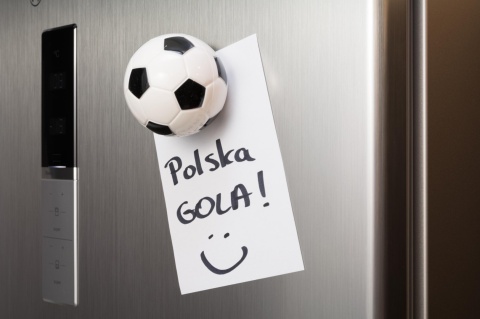 DŹWIĘKOWY OTWIERACZ do butelek PIŁKA NOŻNA gadżet NA PREZENT DLA FANA PIŁKI GADGET 1050