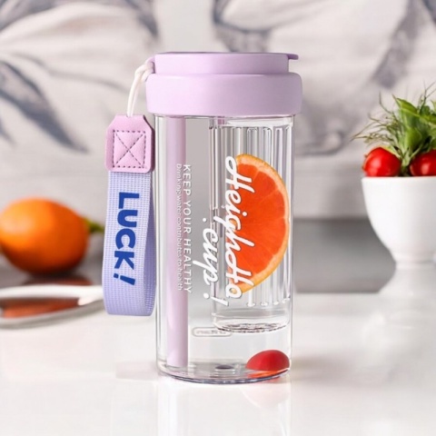 BIDON BUTELKA NA WODĘ 600 ML Z KOSZYCZKIEM NA OWOCE I SŁOMKĄ